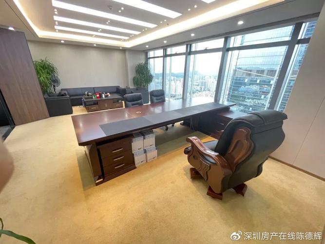 月租金:93303元格局:4个房间+1个大开间,豪华装修带全套办公家私